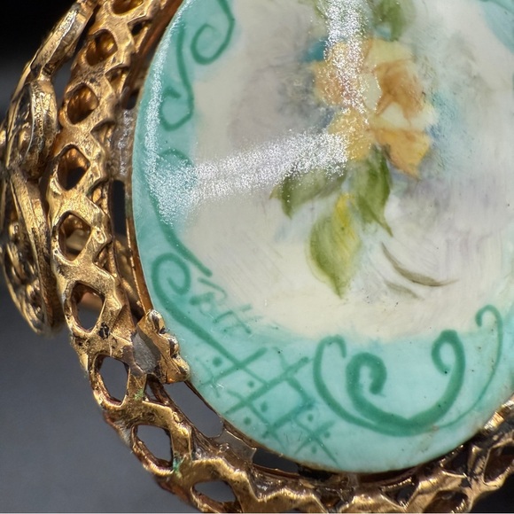 Vintage Rare 1970s Handpainted Porcelain Floral Cuff Bracelet with Safety - Picture 13 of 17